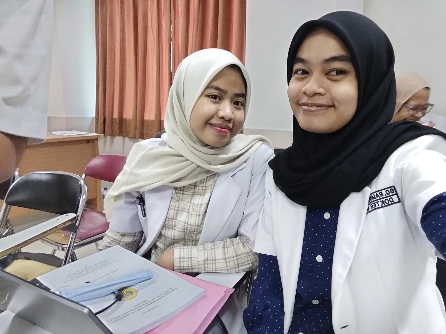 Momen perjalanan 1 dr. Lale Srigading Udayanti