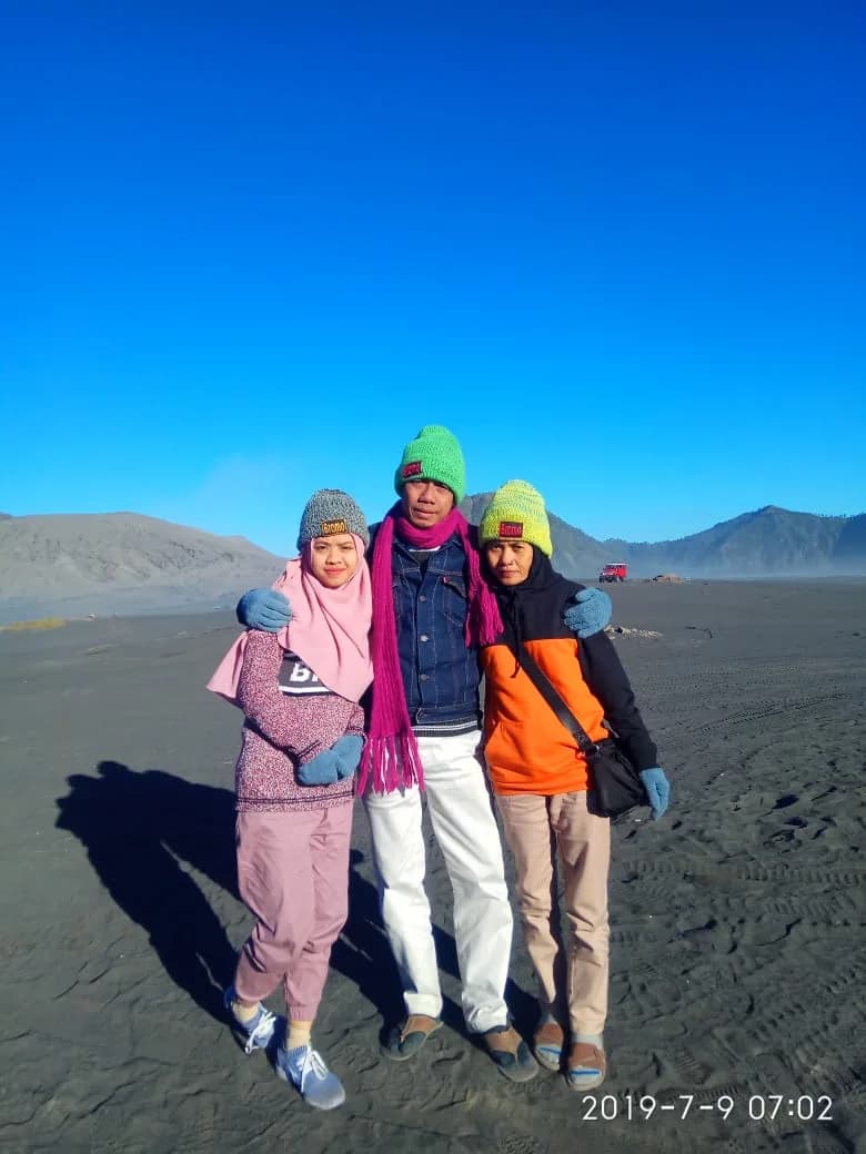 Momen perjalanan 5 dr. Lale Srigading Udayanti