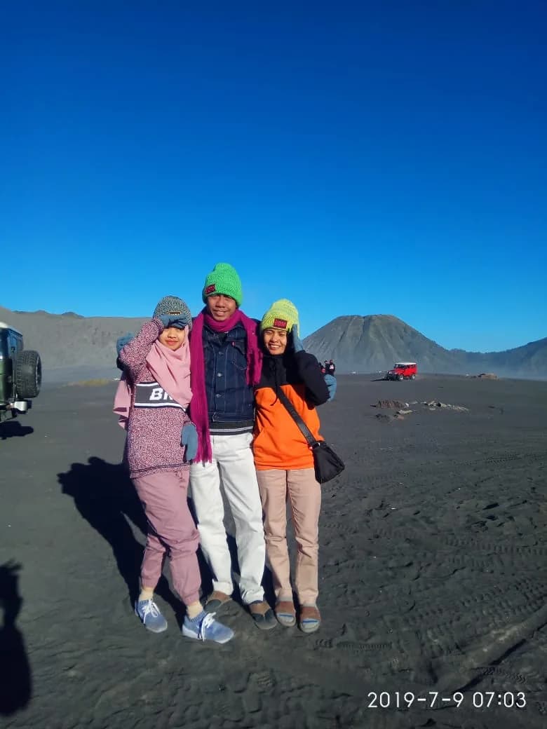 Momen perjalanan 7 dr. Lale Srigading Udayanti