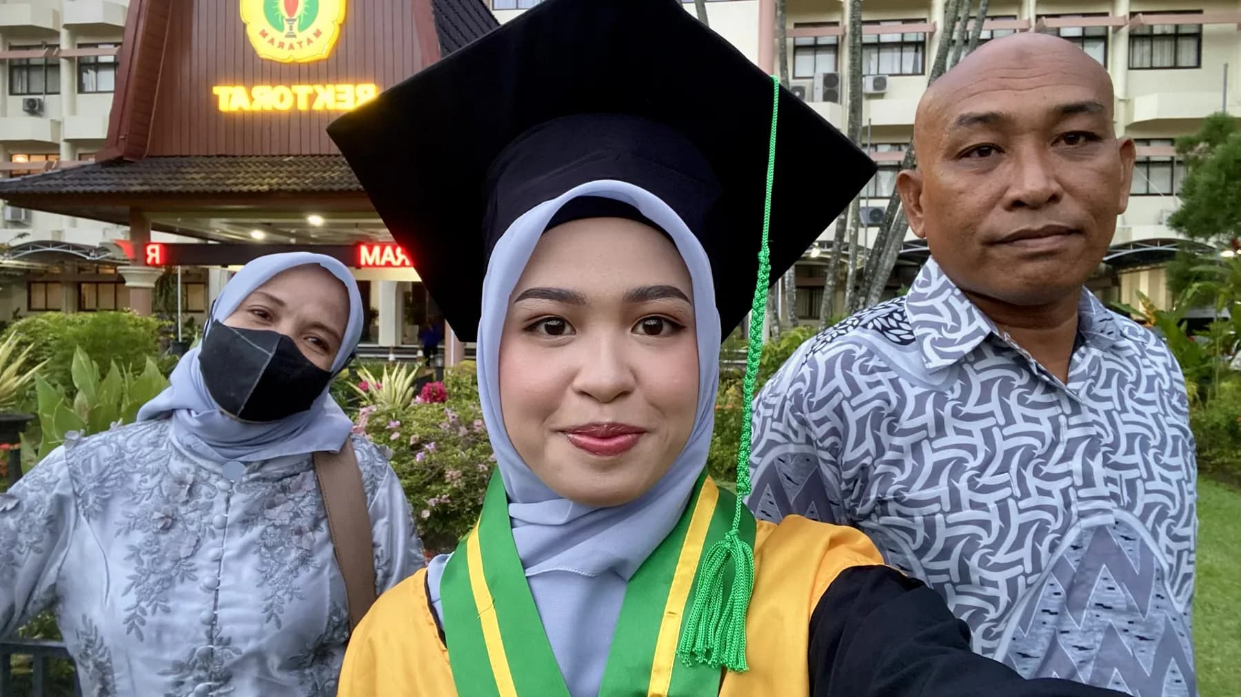 Momen perjalanan 4 dr. Indri Setiawati