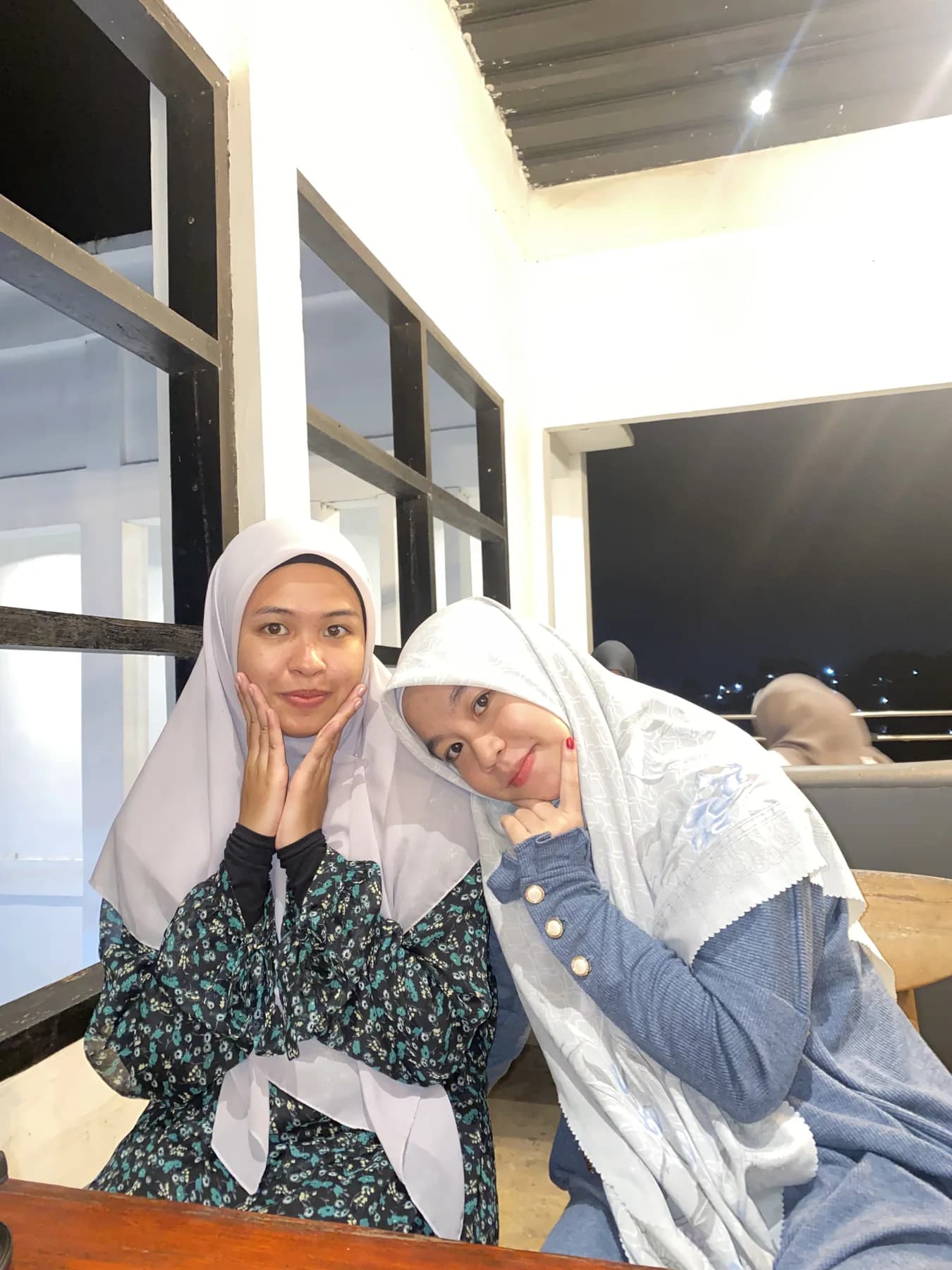Momen perjalanan 5 dr. Indri Setiawati